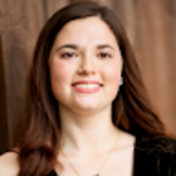 Meet your Posher, Paulina - Picture 1 of 1